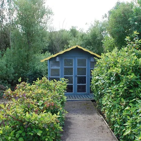 Unique Garden Centre Country Cottage Fraserburgh Esterno foto